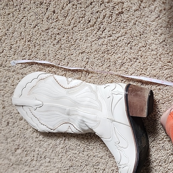 Off white faux leather western embroidered cowgirl boots size 38 - Picture 6 of 7